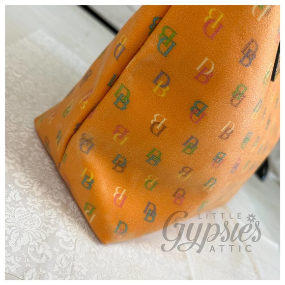 *SOLD* Vintage Dooney & Bourke Tangerine Tote - Picture 12 of 16